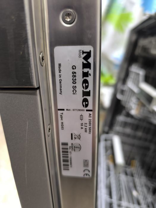 Съдомиялна Miele G 5830 SCI