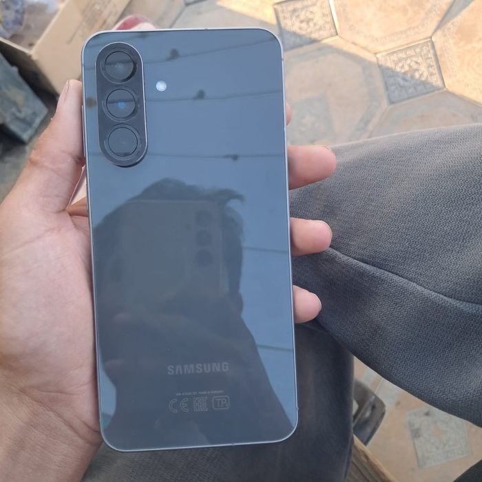 SLMSUNG a56 новы