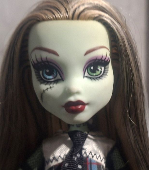Monster high. Базовая френки. 2012 год.