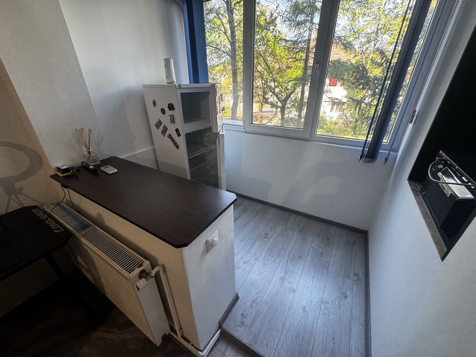 Garsoniera zona vasile milea ultracentral