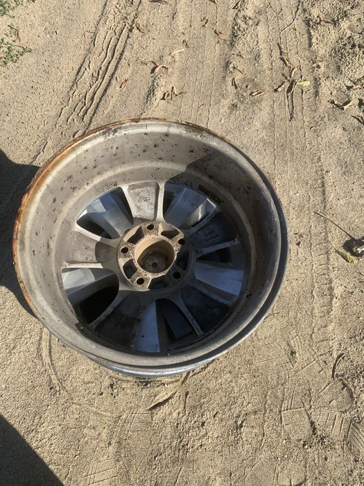 Продам легкосплавные диски R16. Б/У