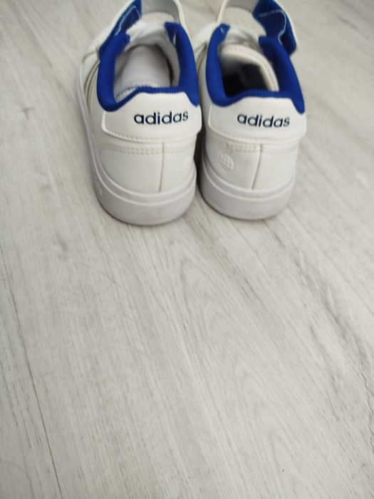 Маратонки Адидас