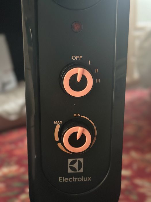 Обогреватель масляный Electrolux