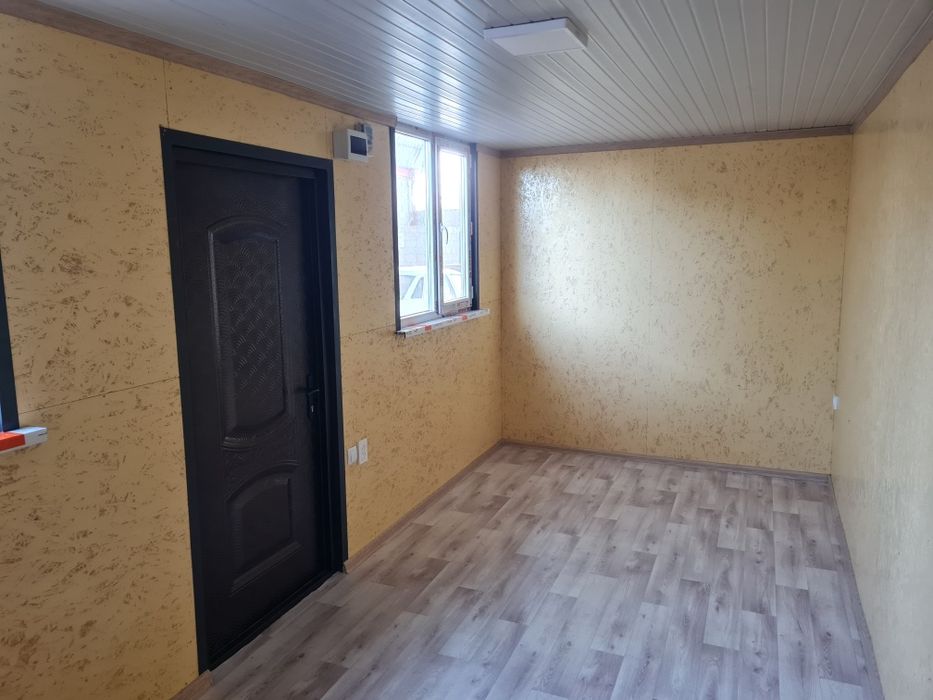 Продам б/у утеплённый контейнер