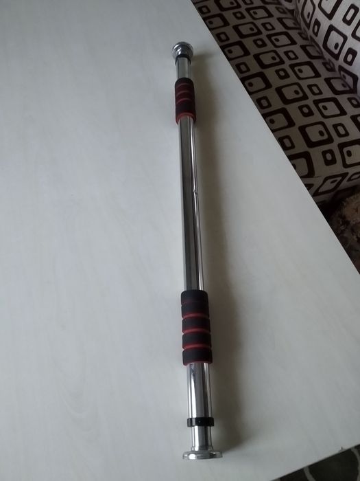 Гантели и турник