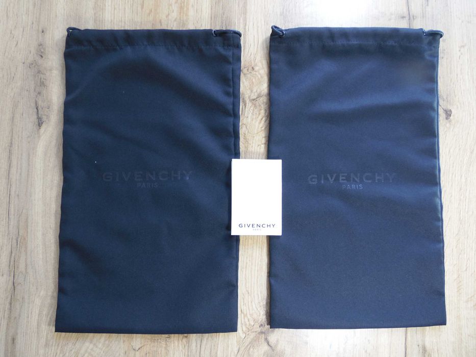 Givenchy Jaw - 42,5 номер Оригинални! Made in Italy