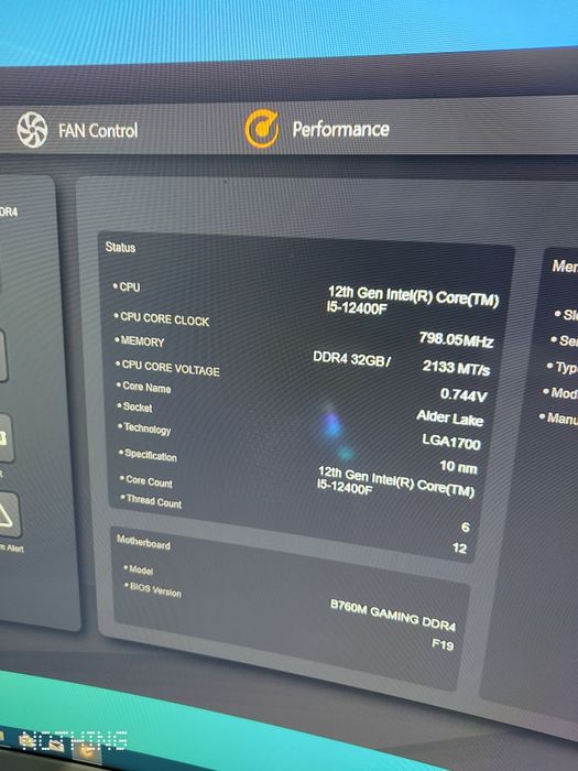 Sistem PC Gaming Intel i5 12400f ,RX6600 ,32gb ddr4,ssd 512gb.