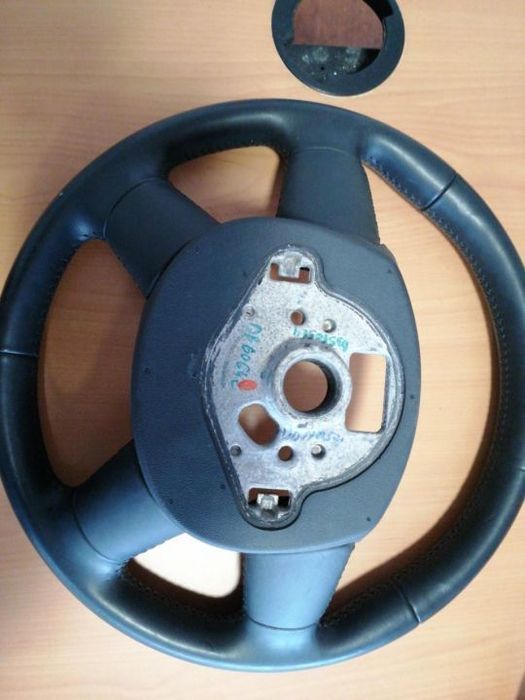 Volan din piele cu comenzi pentru Audi a3 8v Audi a4 b9 Audi a5 a6 4g