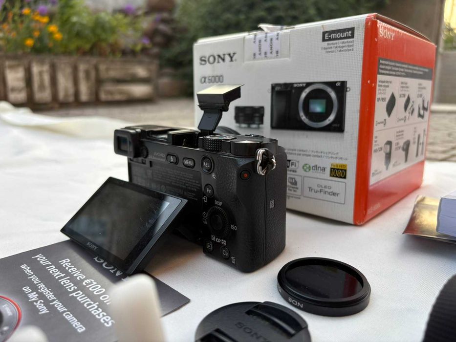 Фотоапарат Sony a6000