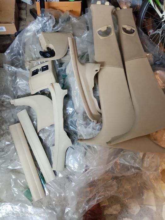 Чистачки за БМВ е90 и други части и модули