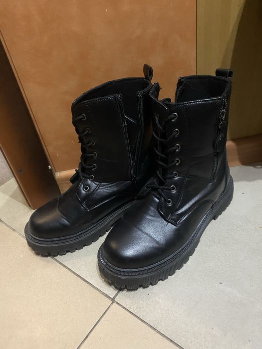 Продам женские демисезонные сапоги 41 р-р