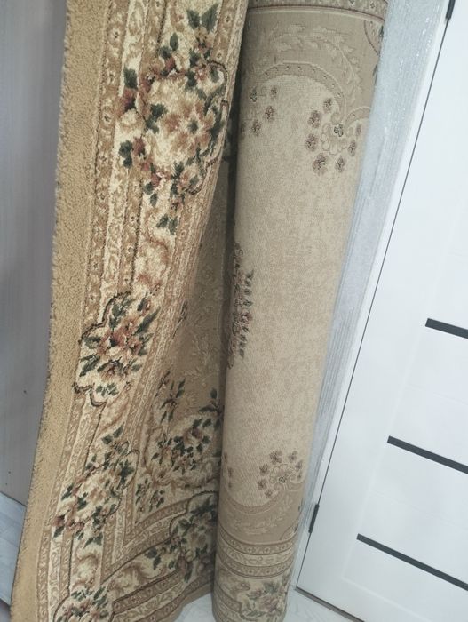 Продам ковер б/у