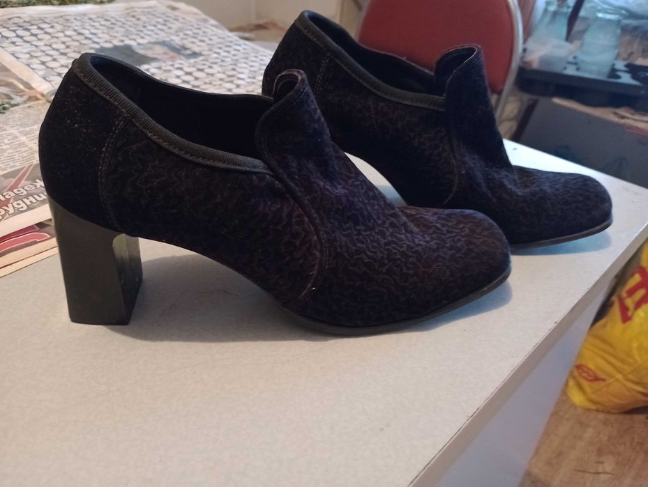 Обувки дамски есенни