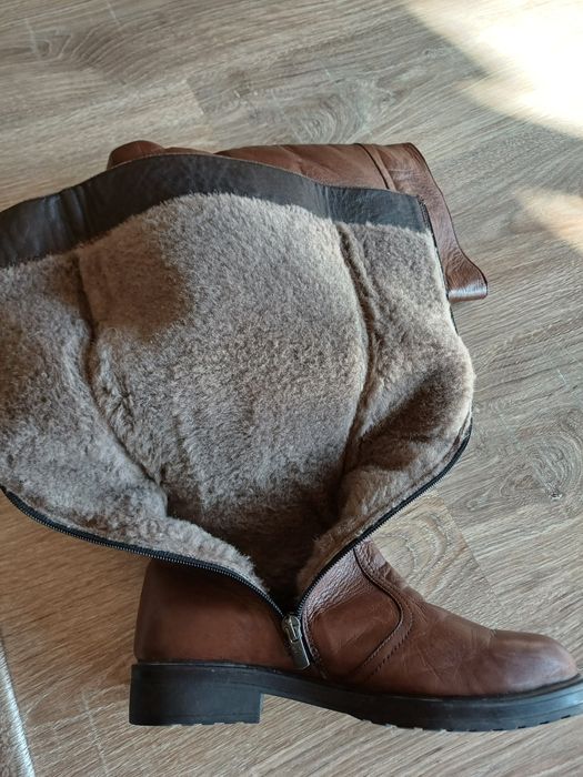 Сапоги, тапочки (чёрные, коричневые))