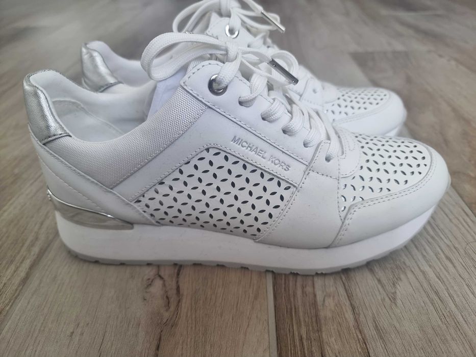 Michael Kors нови обувки 39 номер