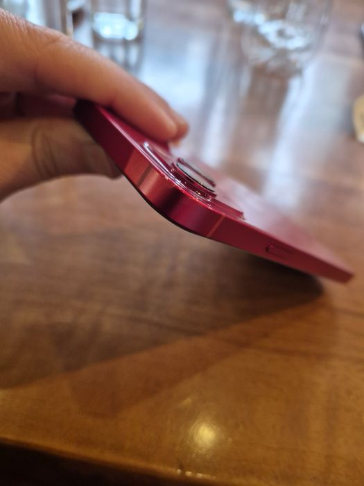 IPhone 13 red 128gb