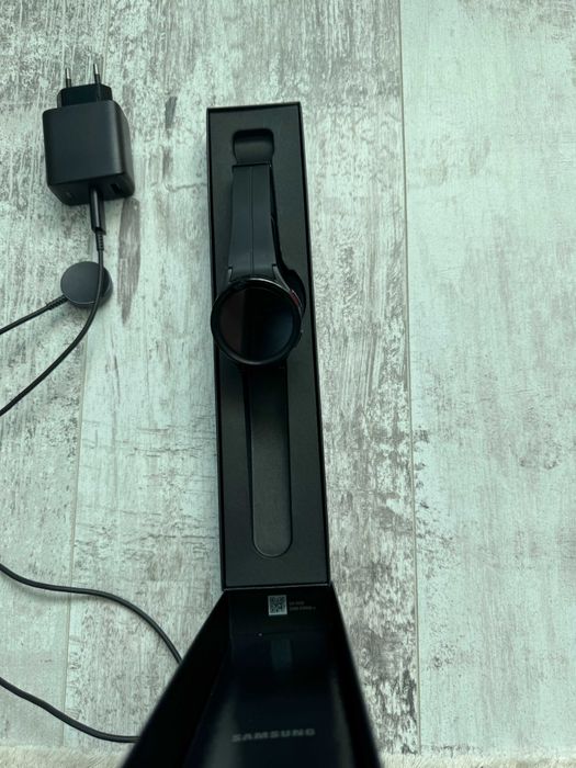 Смарт - часы Samsung GALAXY WATCH 5PRO