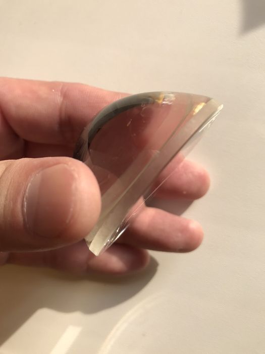 Продам увеличительное стекло. Линза.