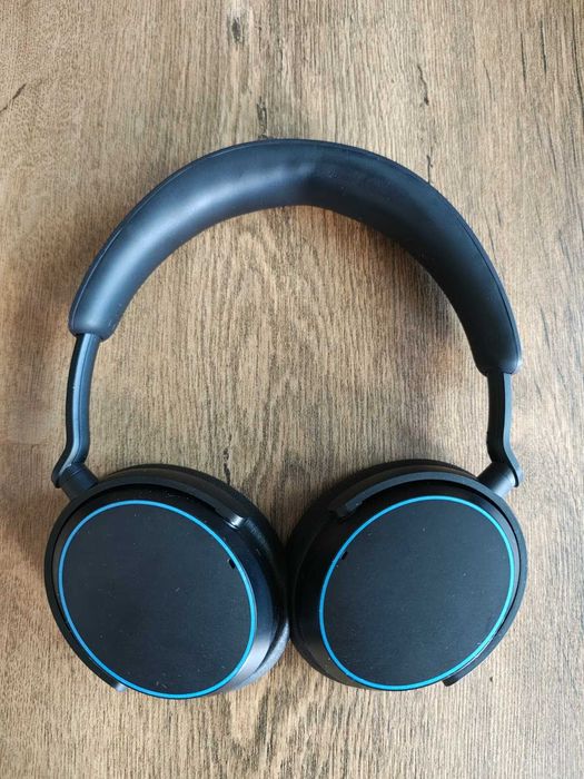 Слушалки Sennheiser Accentum Limited Edition - В гаранция до 11.2026 + Твърд кейс