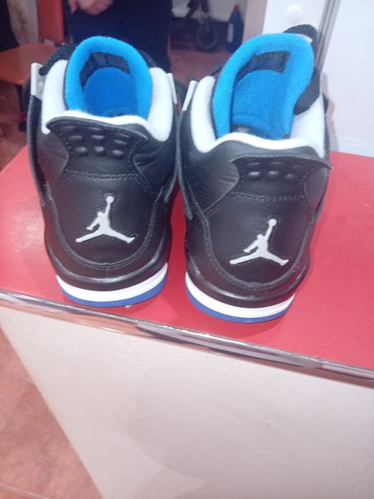 Jordan air retro 4