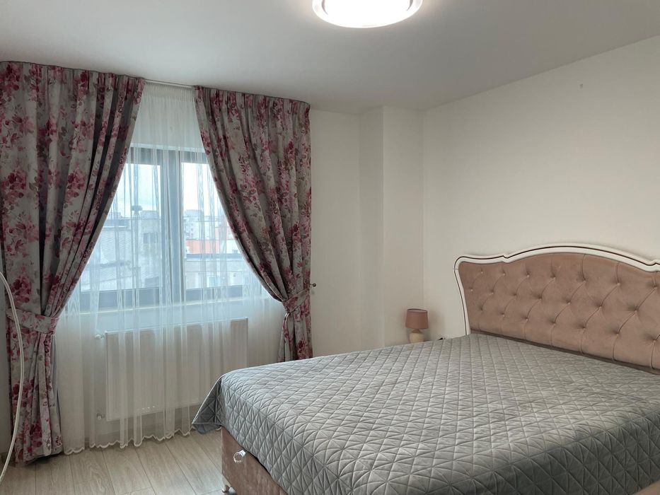 Ap NOU lux, 2 camere decomandat,ultra modern,Boxă + loc parcare,centru