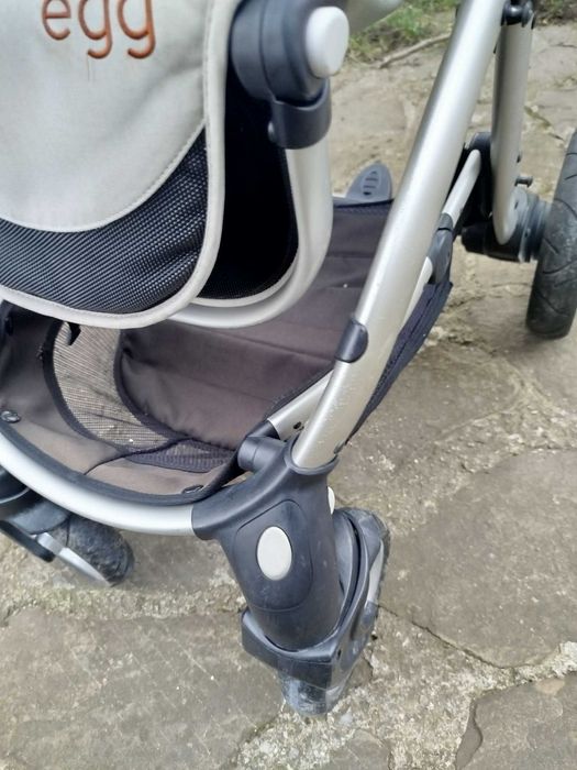 Бебешка количка EGG