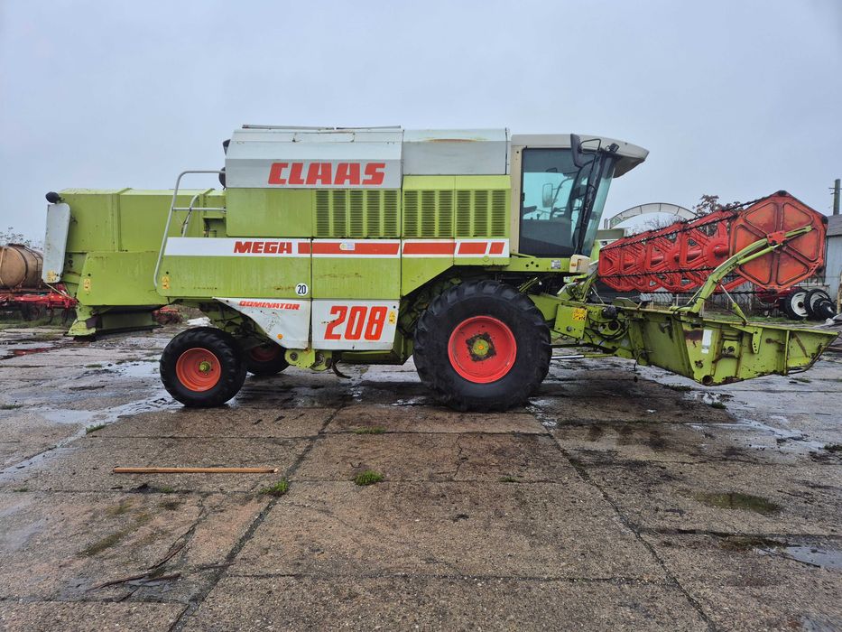 Combina Class Mega 208  ll