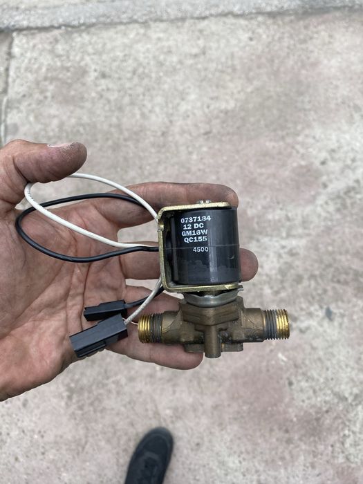 Ел магнитен клапан 12V за мобилни климатици