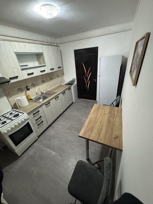 Apartament cu 2 camere Decomandat