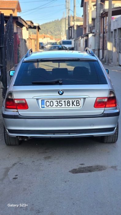 Продавам автомобил БМВ 330xd