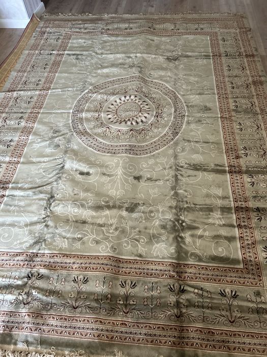 Ковёр новый