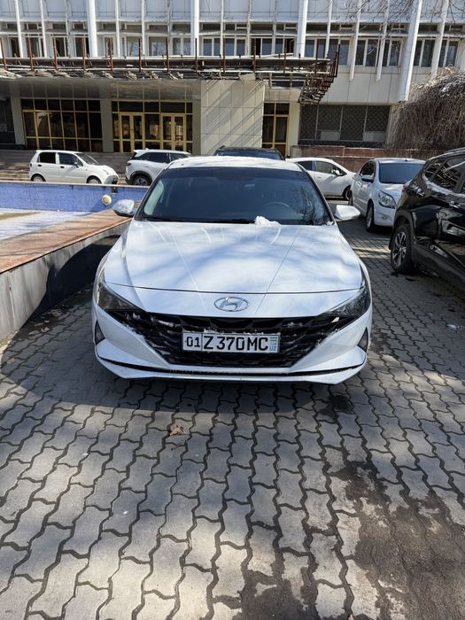 Hyundai Elantra, 2021 noyabr