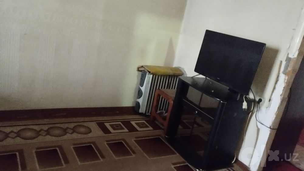 Yunusobod 15 kv 2 xonali uy sotiladi srochno
