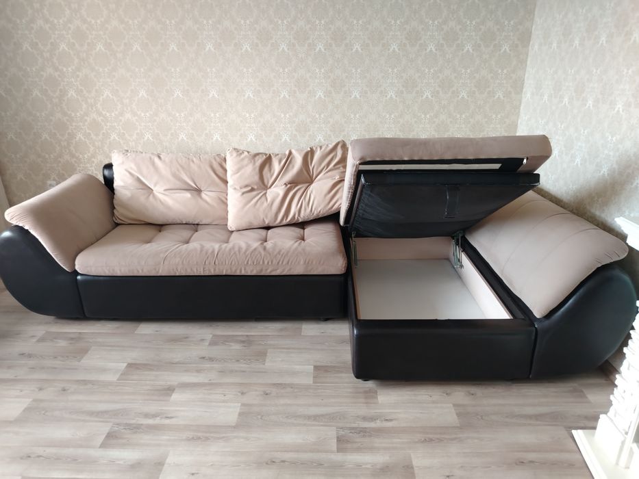 Продам диван в хорошем состоянии