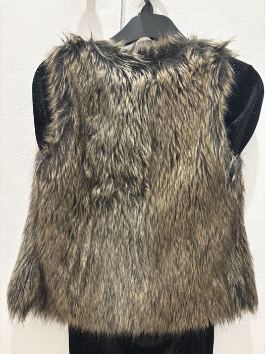 Vesta blana H&M 8-10 years