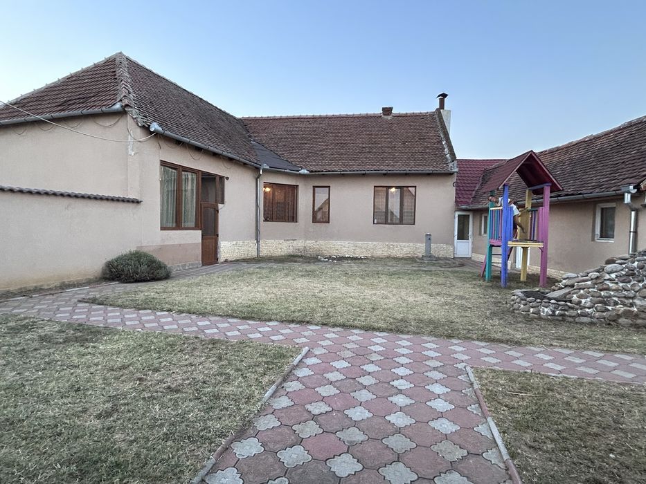 Vand casa in Petid