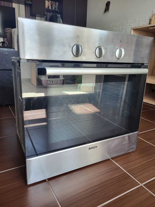 Cuptor electric incorporabil Bosch, model HBN110250