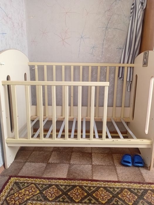 Продам детскую кровать