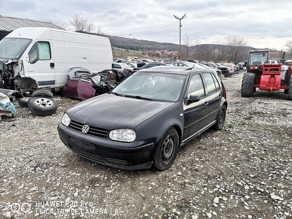 Фолксваген Голф 4 1.8i 20V 125k. На части