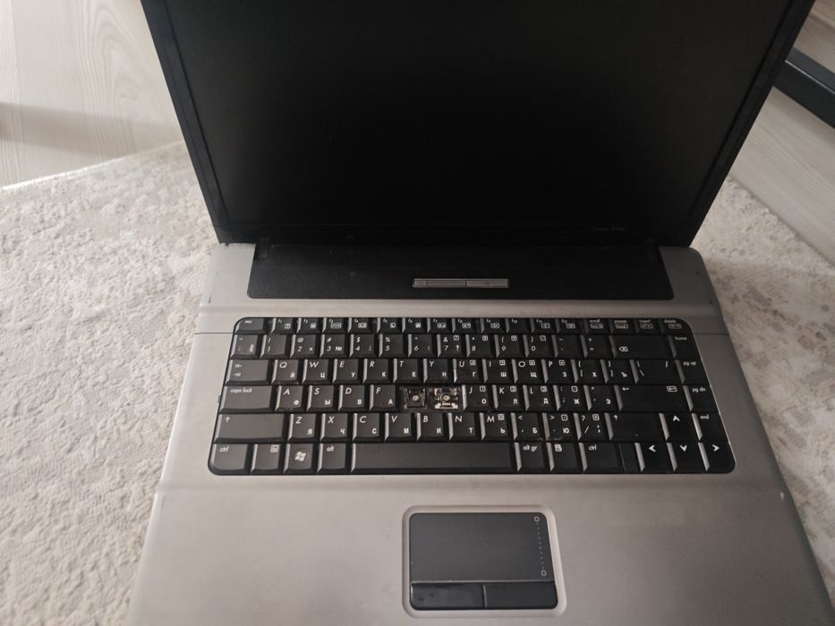 Продаю старый ноут HP