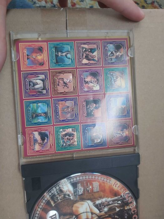 CD de Colecție „Western” - Copertă cu Ilustrație de Luis Royo