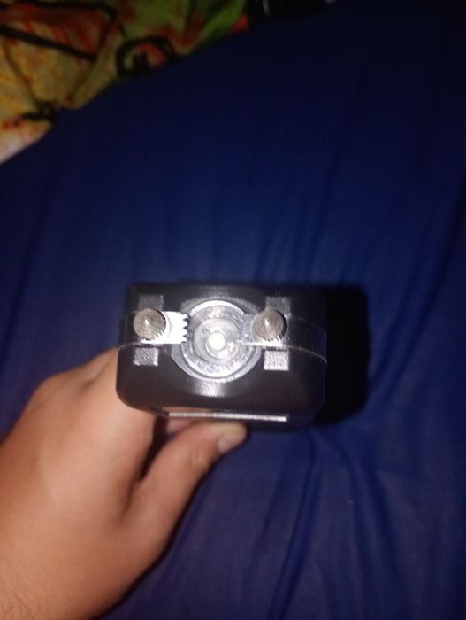 Aparat de autoapărare(electroshock și lanterna)