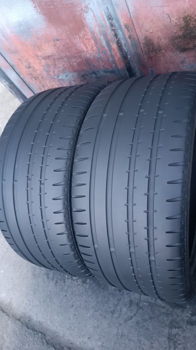 255/35/18 Continental