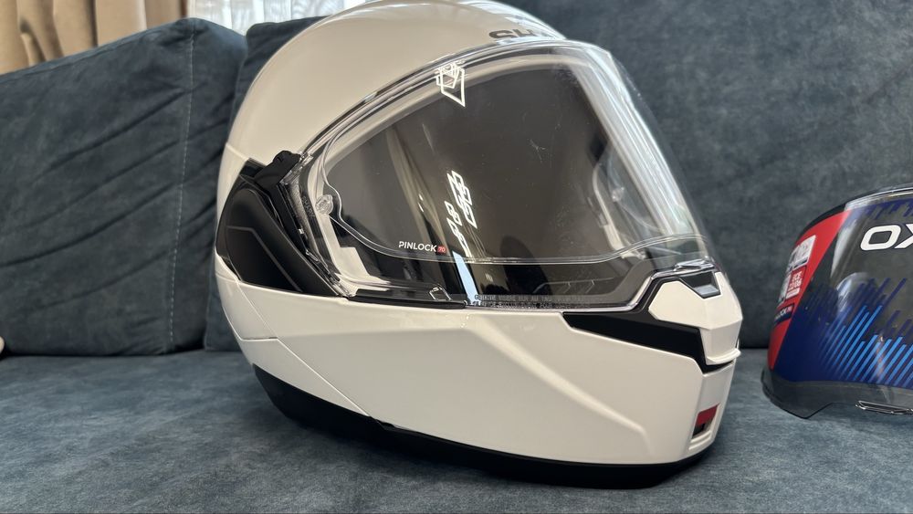 Модуларна каска Shark Oxo с два визьора