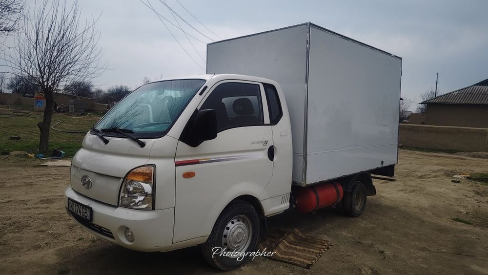 Хундай портер 2012. Фургон ва бортли