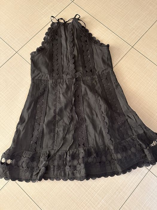 Рокля къса в черно