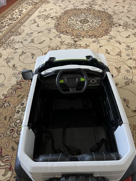 Электромобил детски 12В