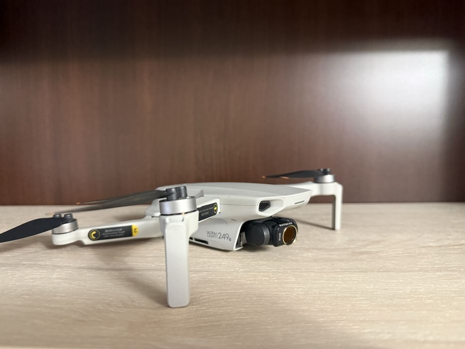 DJI Mini 2 Fly More Combo