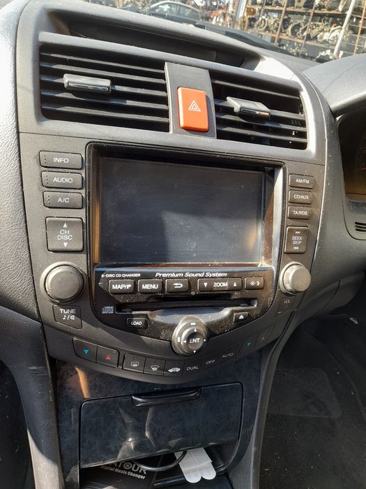 Radio CD MP3 + NAVIGATIE Honda Accord 7 an 2002-2007