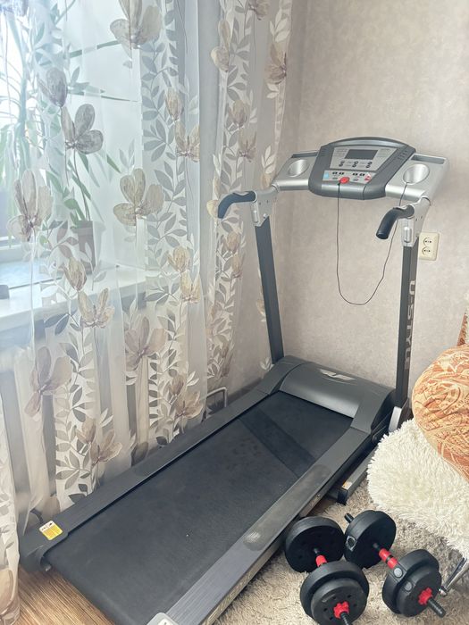 Продам беговую дорожку